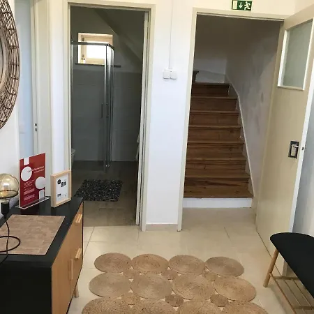 Silvirhouse Casa de Férias *